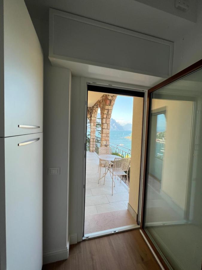 Amazing View Apartment Malcesine Exterior photo
